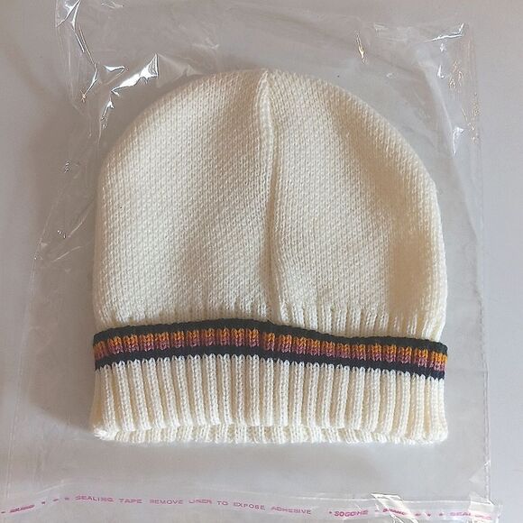 New York Embroidered Cream Beanie - Picture 2 of 2